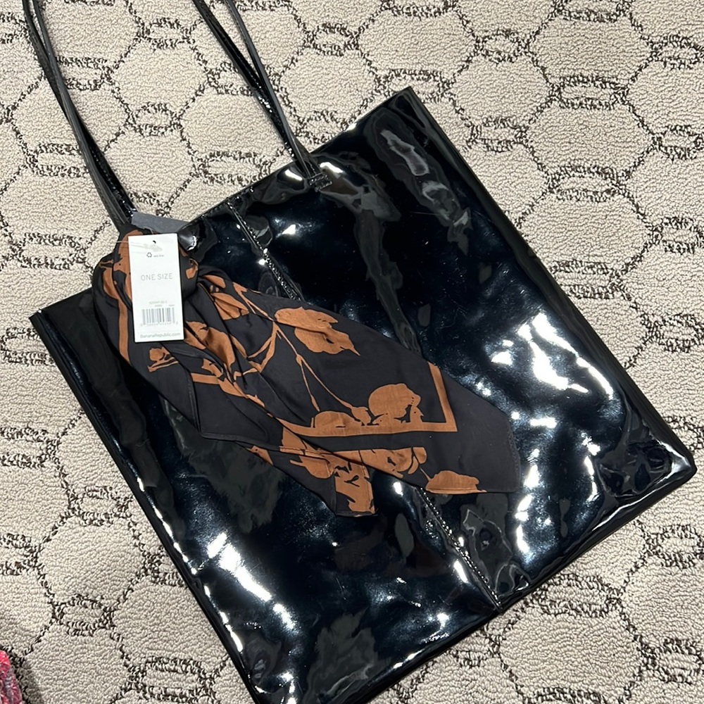 Banana Republic Black Patten Tote with removable scarf